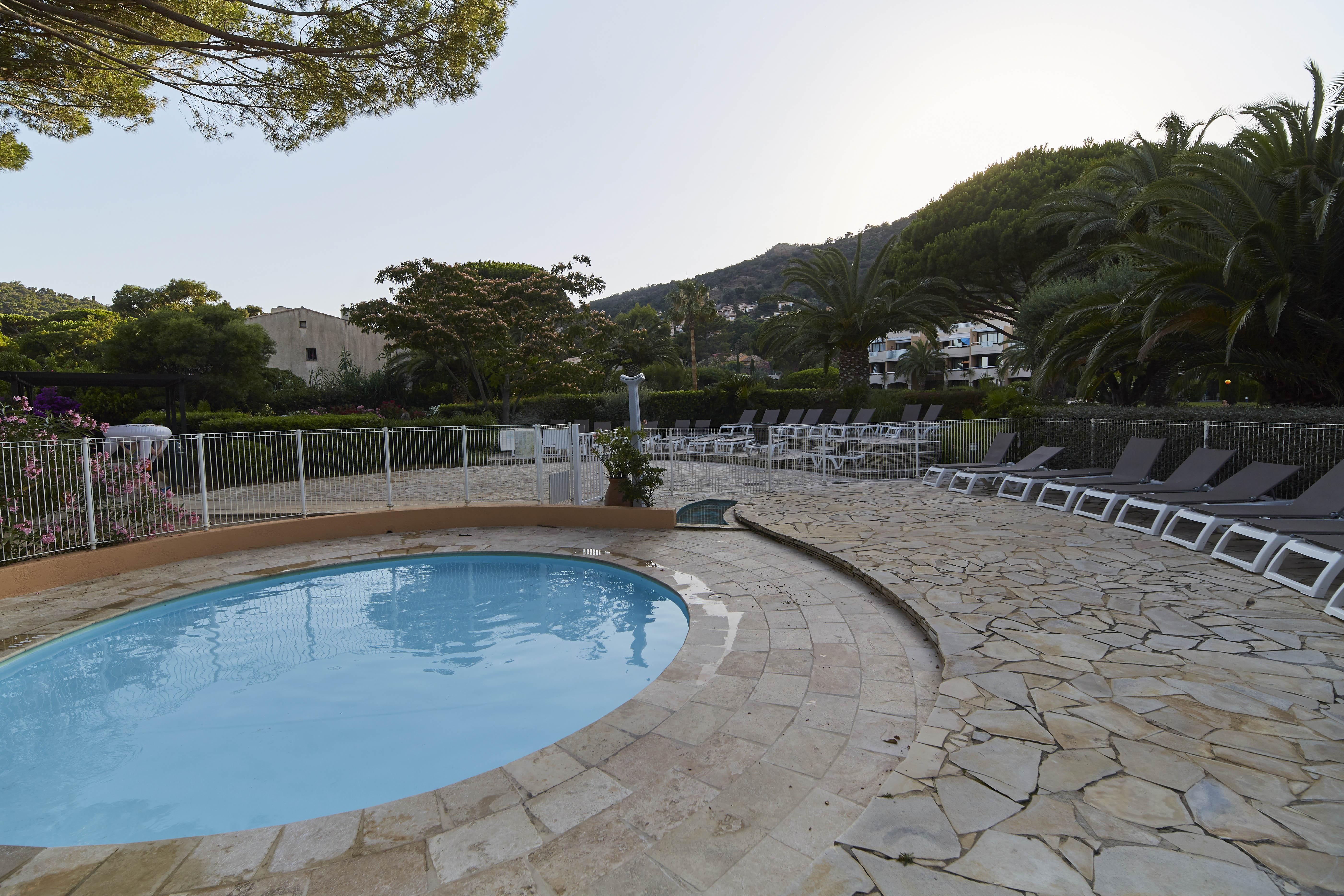 Residence Pierre & Vacances L'Anse De Pramousquier Le Lavandou Exteriér fotografie