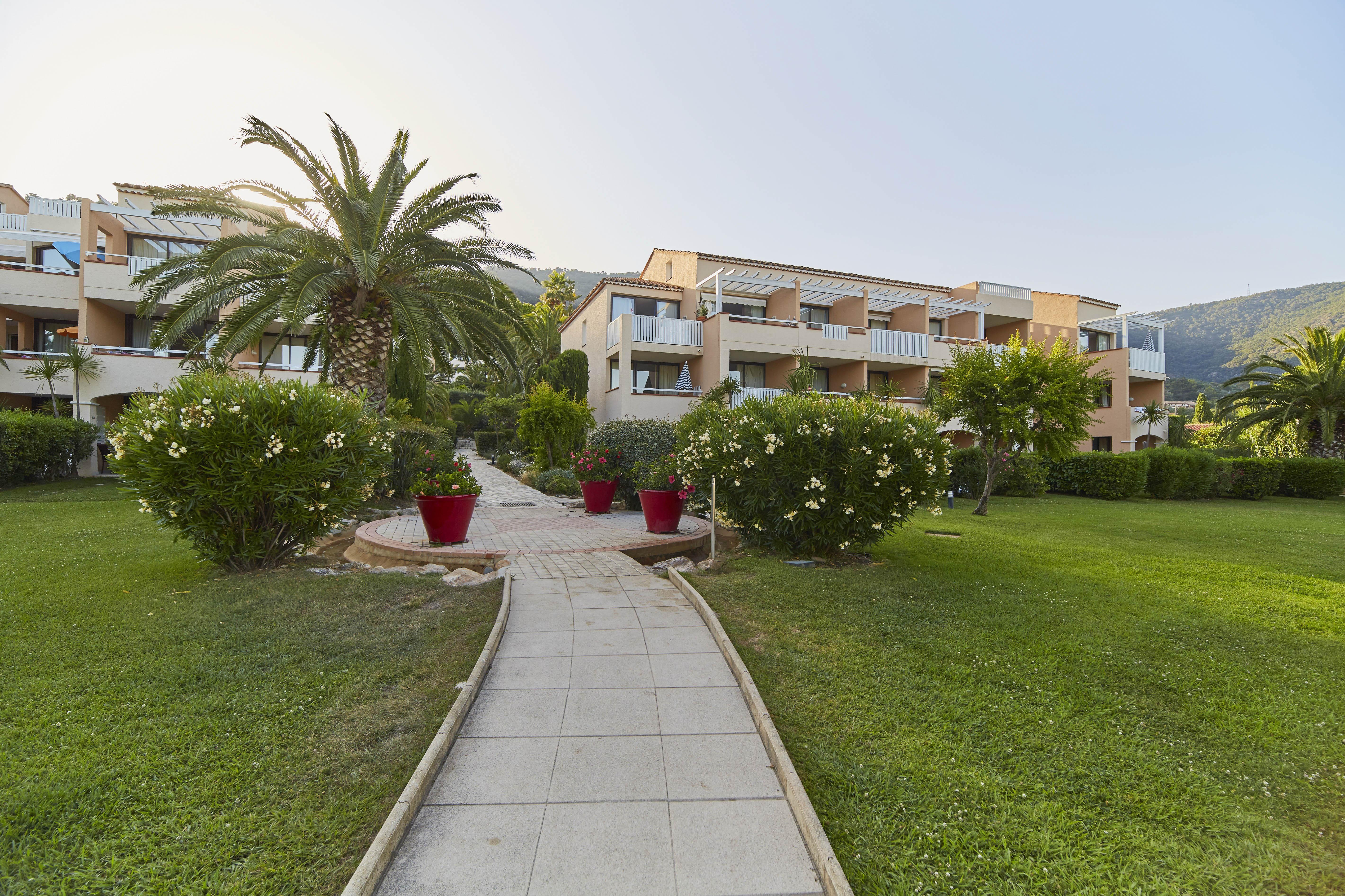 Residence Pierre & Vacances L'Anse De Pramousquier Le Lavandou Exteriér fotografie