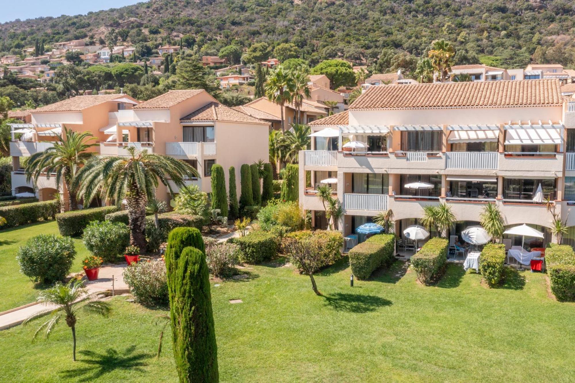 Residence Pierre & Vacances L'Anse De Pramousquier Le Lavandou Exteriér fotografie